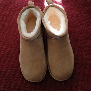 Womens Bearpaw Mini Suede Ankle Boot Size 9m